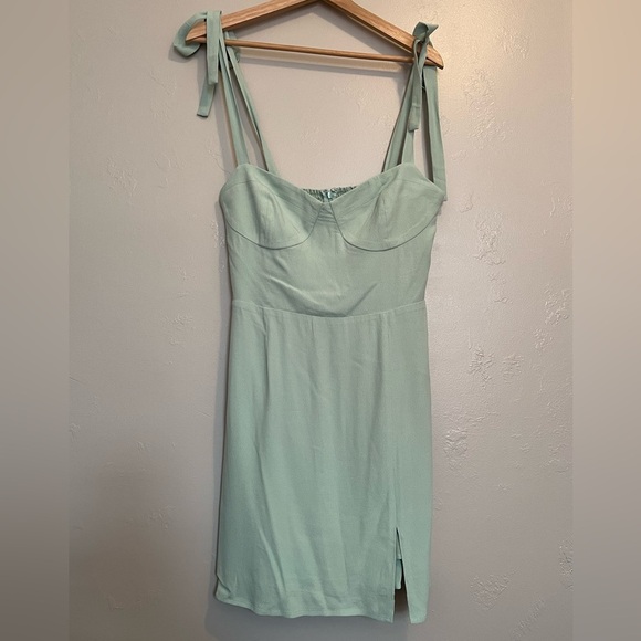 Wayf Light Green Sweetheart Neckline with Seamed Cups Mini Dress - Picture 3 of 15